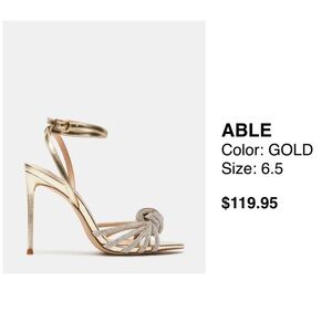 Steve Madden stiletto’s- Gold